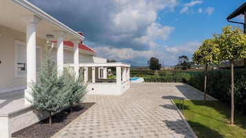 Terassi/patio