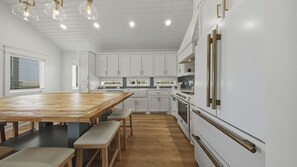 บ้านพัก (4 Bedrooms) | ภายใน