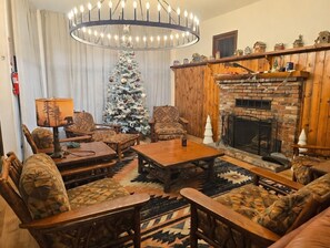 Interior - Historic Gold Pan Retreat - 7BR Gathering Cabin Near Big Bear Lake (Fawnskin)