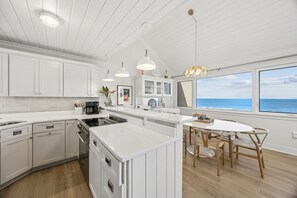 Fridge, microwave, oven, stovetop - Oceanfront 2-Bedroom Villa with Loft, Sunsets & Resort-Style Amenities (Amelia Island)