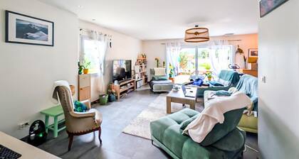 Beautiful home in Saint-Fortunat-Sur-Eyr with house a panoramic view