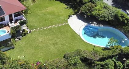 Casa Belen Lakefront Villa