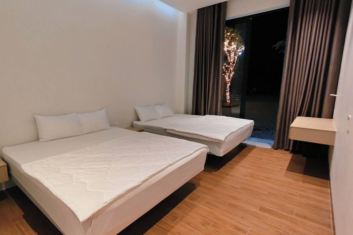 Quarto casal família, para não fumantes, vista para o pátio