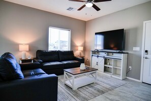 Smart TV - Southwest Corner Retreat "Close to Great food and Shopping" (Tucson)