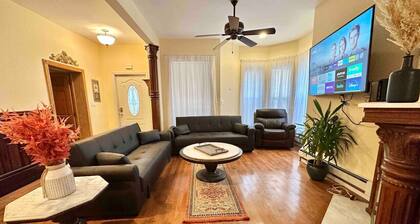 Very Spacious 4 Bedroom & 4 baths Niagara Falls