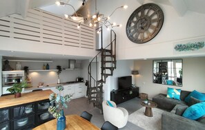 Smart TV - Nice home in Stavenisse with swimming pool (Stavenisse)