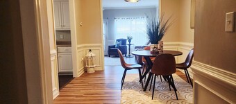 3-bedroom townhome in family-friendly Evans, 7 miles to Masters golf course