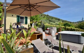 Terrace/patio - 2 bedroom beautiful home in Camaiore (Camaiore)
