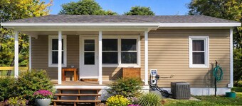 Quaint, 3-bedroom farmhouse, situated between Gibbon and Kearney, Nebraska!