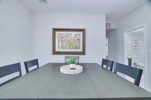 Dining - Spacious 4BR Newark Home – Family and Comfort (Newark)