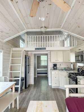 Cottage | Bếp riêng