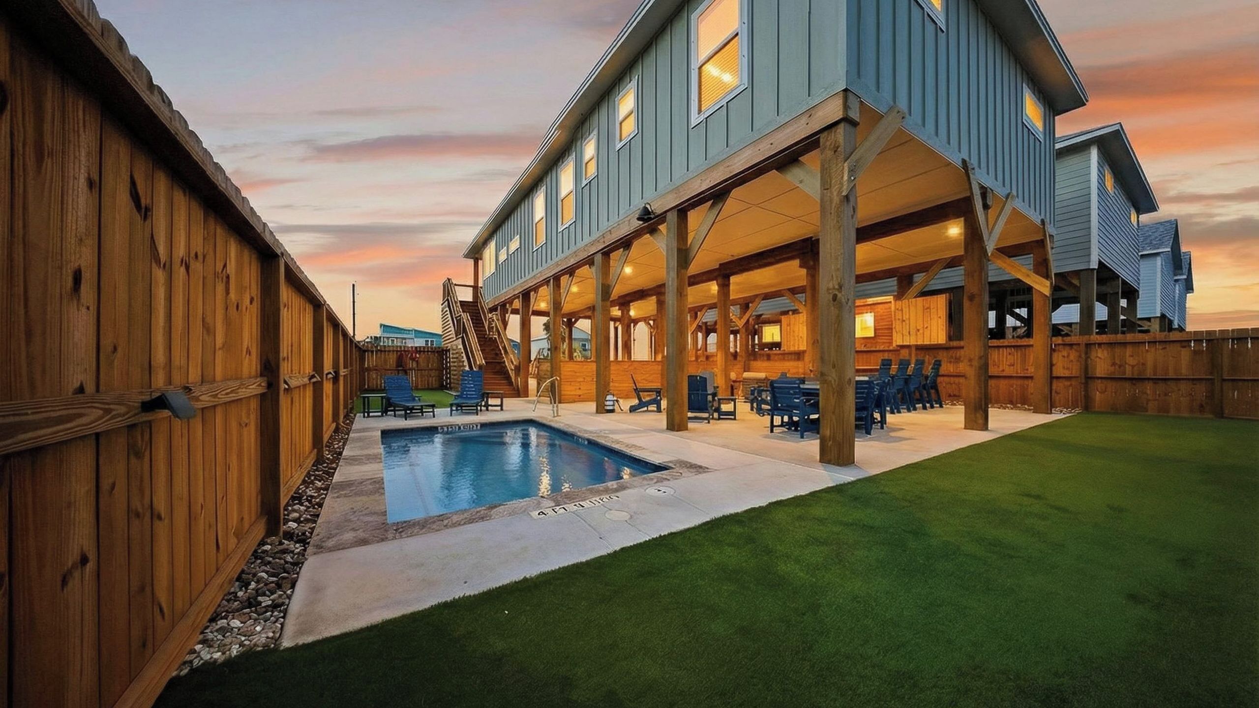 House (4 Bedrooms) | Pool