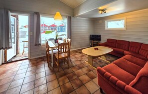 TV - Cozy home in Krokkleiva with sauna (Krokkleiva)