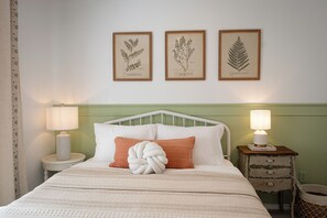 3 chambres, fer et planche à repasser, Wi-Fi gratuit, draps fournis