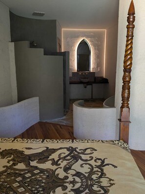 4 bedrooms, iron/ironing board, WiFi, bed sheets - Earth Castle (Bullsbrook)