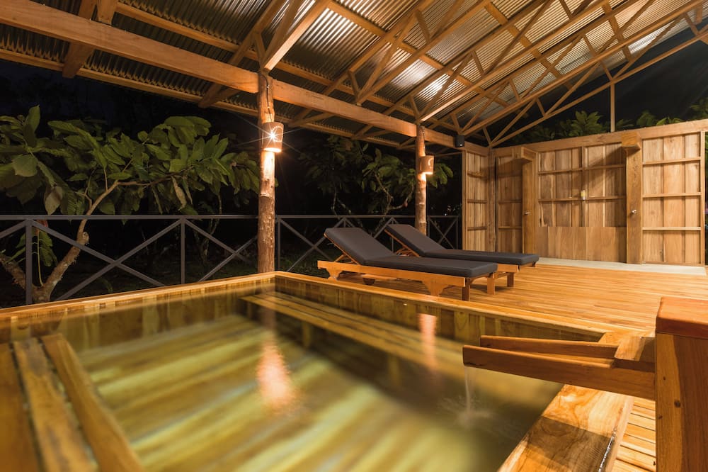 Finca Amistad Cacao Lodge