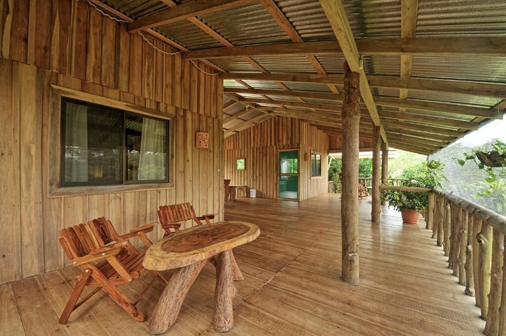 Dobbelt- eller tomannsrom – comfort, balkong, hageutsikt | Utendørsservering