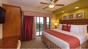 1 bedroom, iron/ironing board, WiFi, bed sheets - Luxury 1BR Villa Deluxe Suite - Kitchen, A/C, pool. Minutes from all attractions (Orlando)