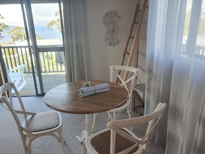 Interior - Cosy beach cottage at Verona Sands, hot tub / island views & dog-friendly beach (Verona Sands)