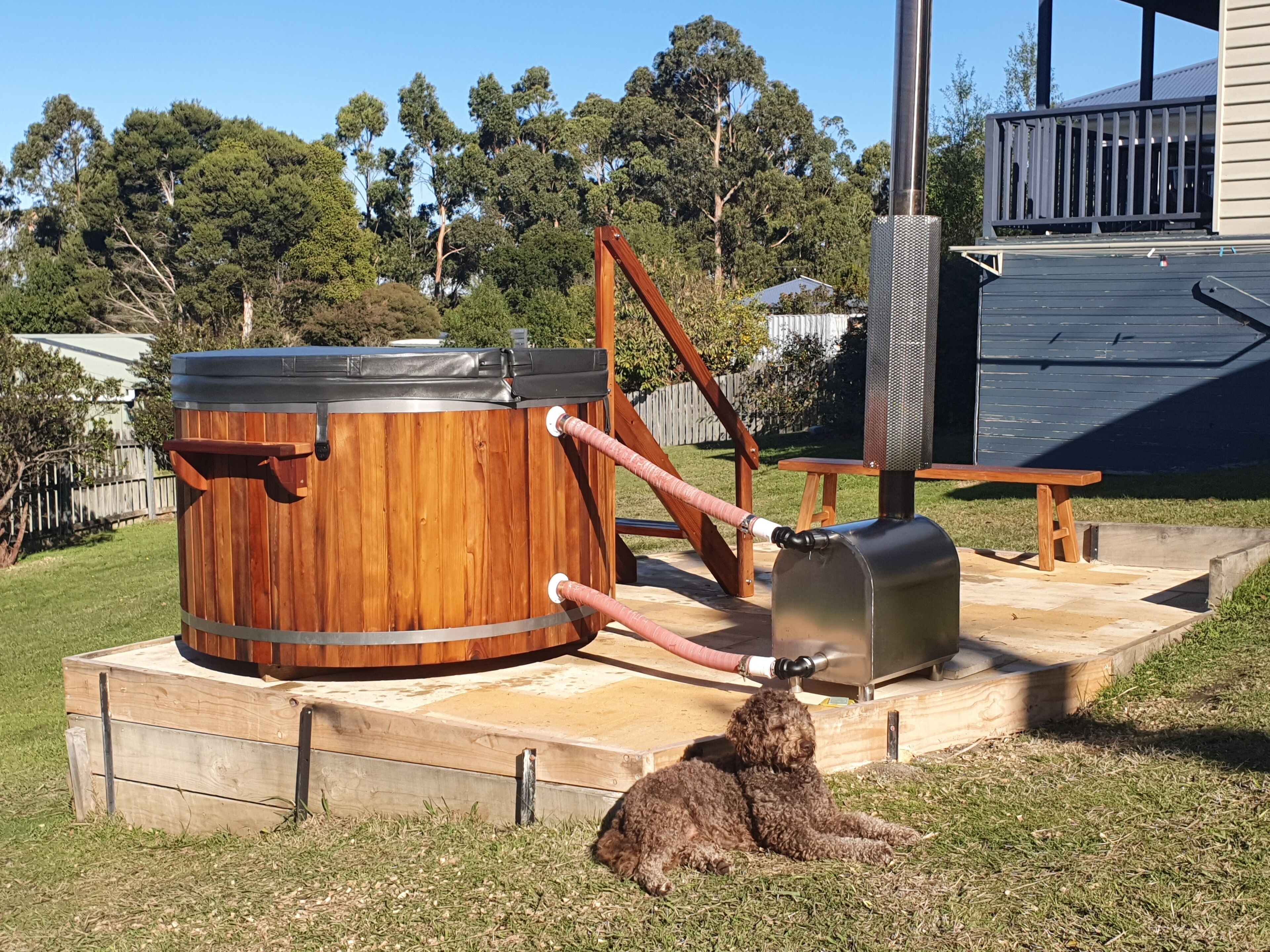 Bain à remous extérieur