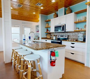 Fridge, microwave, oven, stovetop - VW23 2 Shared Heated Pools, Parking for 2, Gated in Village Walk (Port Aransas)