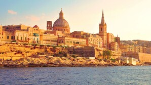 Unclassified image, 5 of 24, button - Sunny Ensuite by the Sea - A5, Saint Paul's Bay, Malta (Saint Paul's Bay)