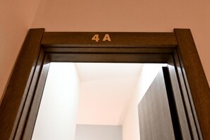 Interior - Sunny Ensuite by the Sea - A4, Saint Paul's Bay, Malta (Saint Paul's Bay)