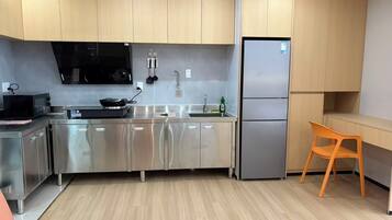 Deluxe Studio | Private kitchen