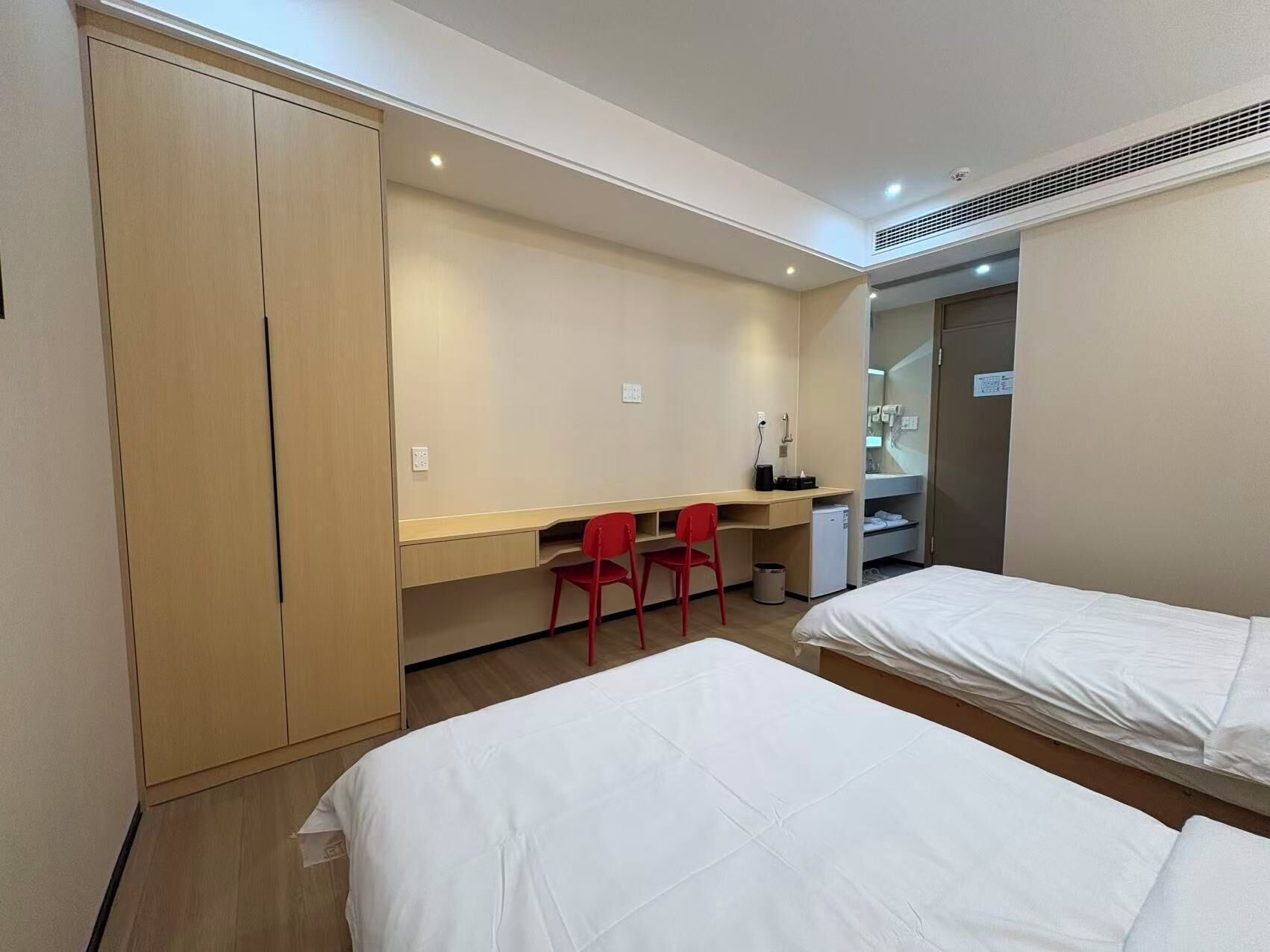 이코노미 더블룸 또는 트윈룸