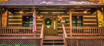 Hot Tub Log Cabin on 5 Wooded Acres