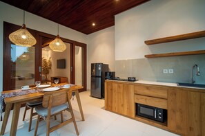 Biệt thự Deluxe, 1 giường cỡ king, hồ bơi riêng | Bếp riêng