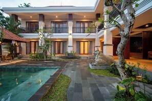 Exterior - Yoga Sri Ubud Hotel & Spa (Ubud)