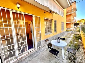 Outdoor dining - Bilo Tommaso with a/c and parking space - Marcelli (Marcelli)