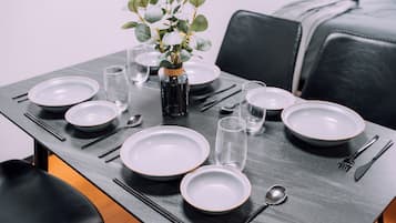 Apartment, Non Smoking (102) | Private kitchen