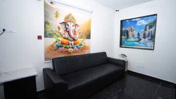 Yhden hengen huone, kaupunkinäköala | Oleskelualue