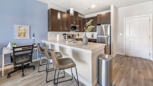 Landing Furnished Apartments - Corinth