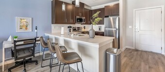 Landing Furnished Apartments - Corinth