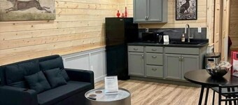 Jackrabbit on Plumb Ave