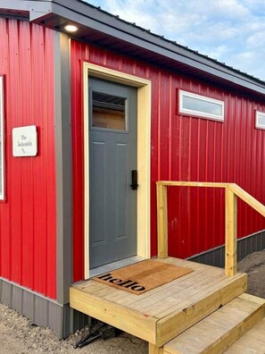 Exterior detail - Jackrabbit on Plumb Ave (Tribune)