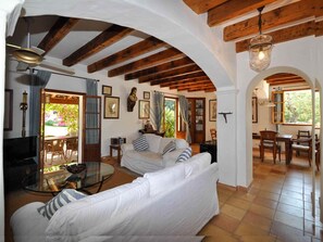 TV, fireplace - Can Teulada, private pool Pollensa 8 persons (Pollensa)