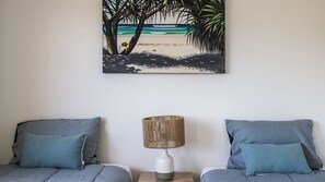 2 bedrooms, iron/ironing board, free WiFi, bed sheets - 'Shoaley Shores on Intrepid'  Overlooking Shoal Bay Beach (Nelson Bay)