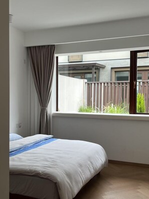 Classic-Stadtwohnung, Gartenblick