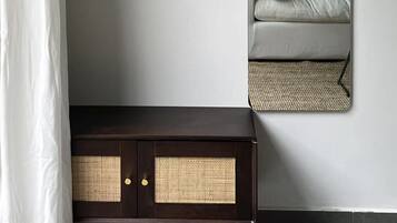 Classic Townhome, Garden View | Interior