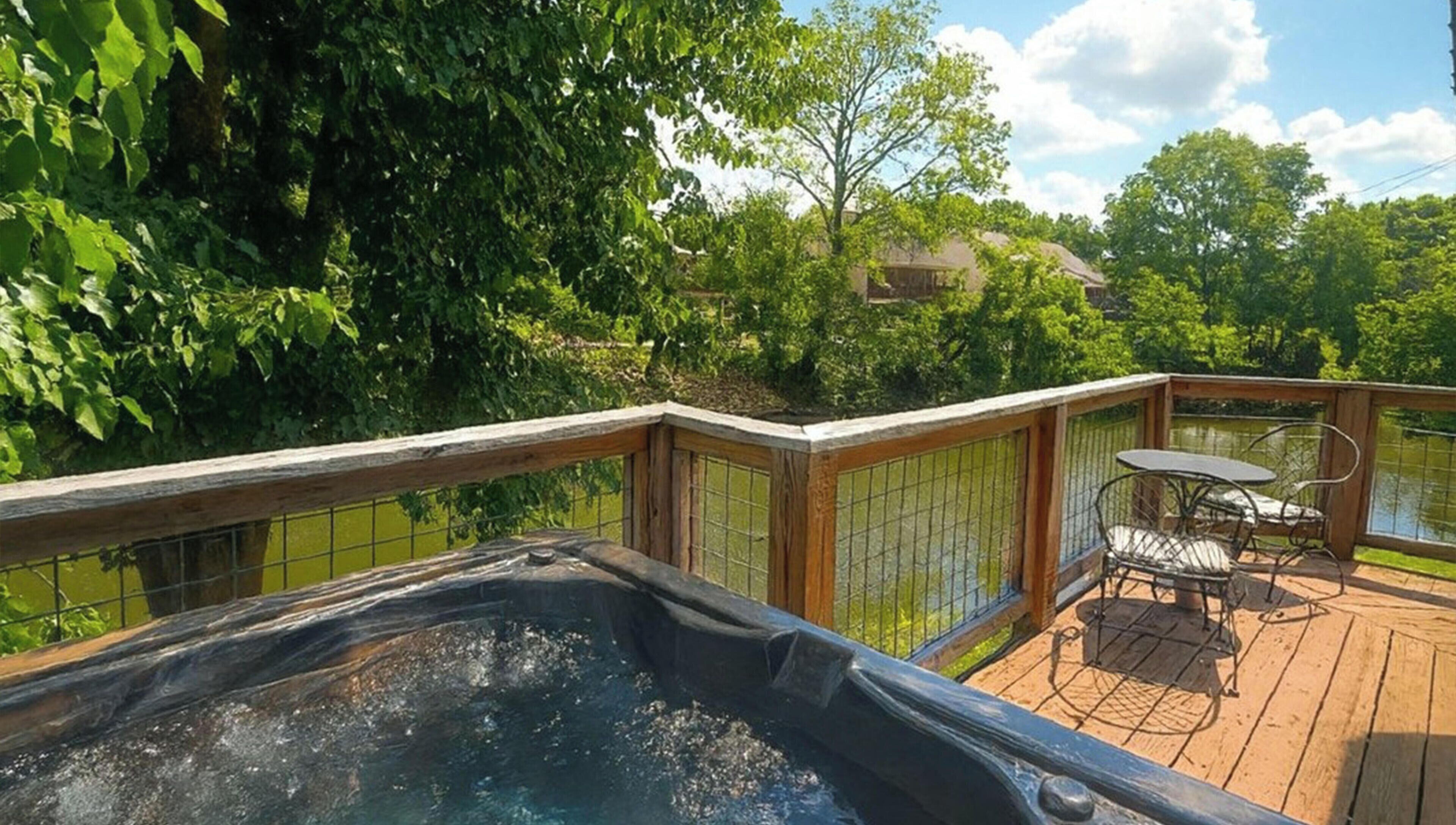Outdoor spa tub