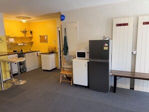 Private kitchen - Cozy private small house (Palmerston North)