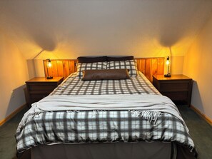 Room - Family Friendly•Spacious•Cozy Cabin• Winter Getaway (Hamlin)