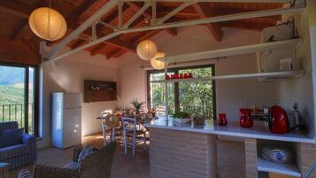Casa Classic, 3 camere da letto | Soggiorno | Caminetto