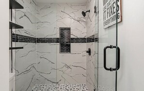 Shower, hair dryer, towels, soap - Very clean modern style all new remodel with pools and lots of amenities! PCB (Panama City Beach)