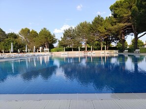 Pool - Holiday apartment with air conditioning (Bibione)