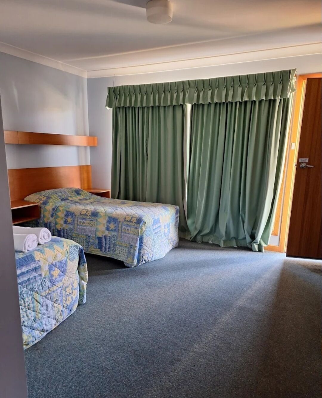 ห้องดีลักซ์ดับเบิล, วิวสวนหย่อม